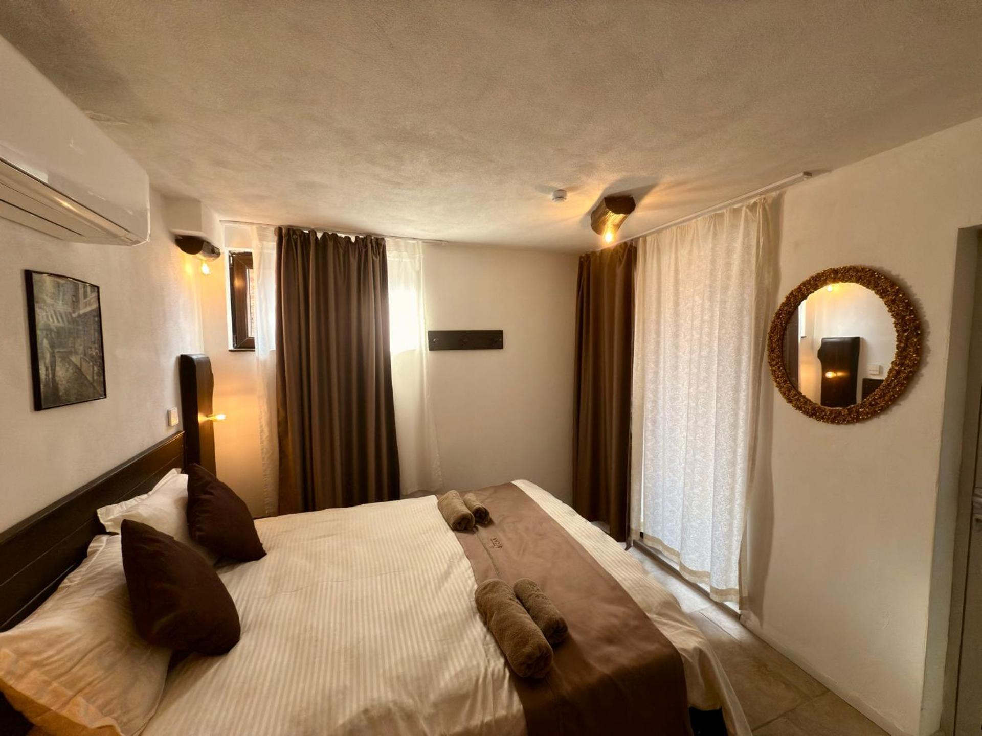 Arthotel Oscar I Sozopol Buitenkant foto